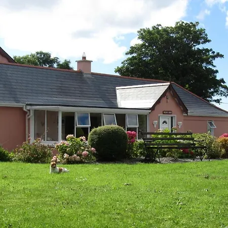 Philmar House Bed & Breakfast 3*